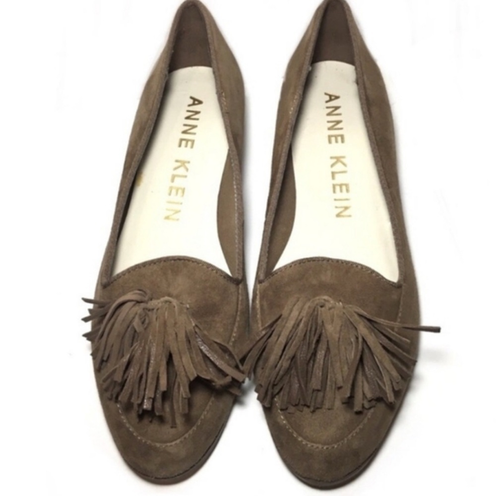 Anne Klein Women's Tan Suede Tassel Loafers